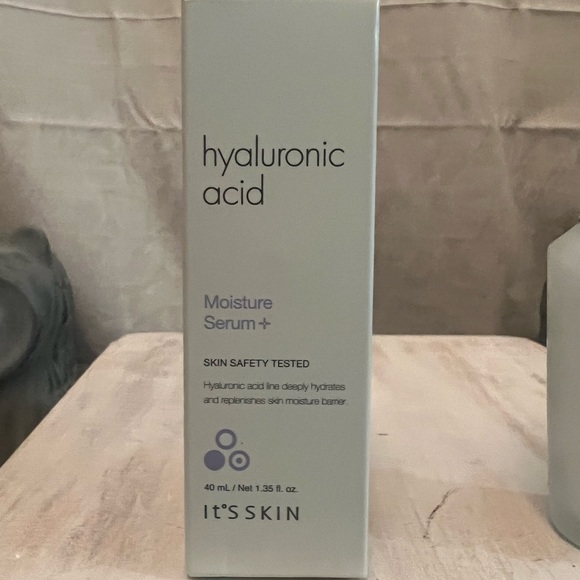 It's Skin Hyaluronic Acid - Picture 3 of 6